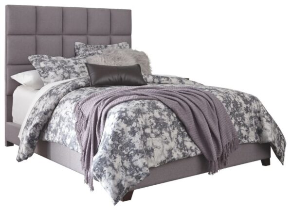 Dolante Upholstered Bed - Queen